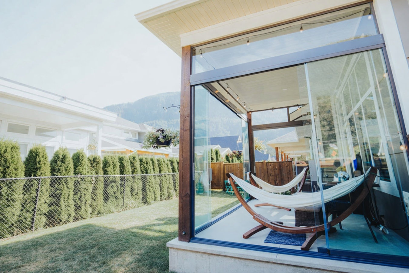 Three season sunrooms